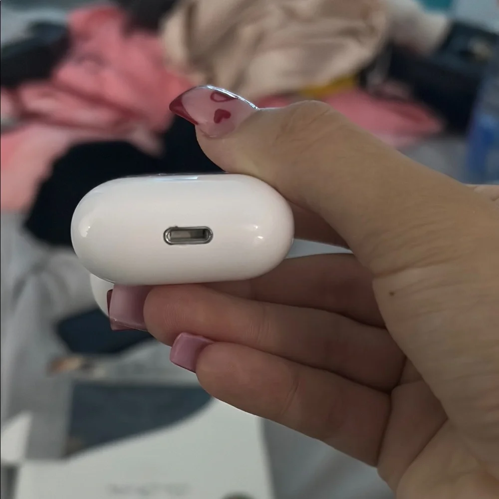 Apple White AirPods Wireless Headset